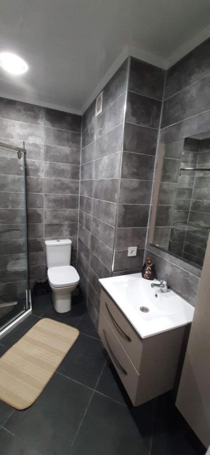 Modern Apartment In The Center Of Town Chişinău Extérieur photo
