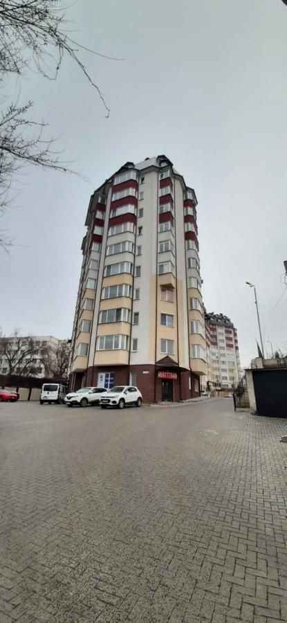 Modern Apartment In The Center Of Town Chişinău Extérieur photo